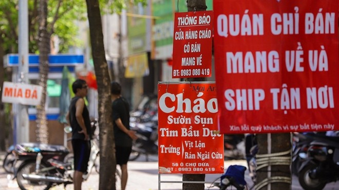 Hanoi allows reopening of business establishments in 19 districts and townships