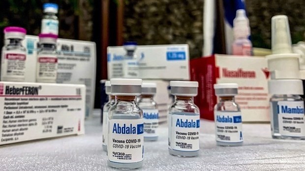 The Ministry of Health approves with conditions for the emergency use of Cuba's Abdala. (Photo: AFP/VNA)