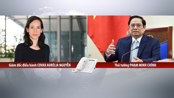 PM Pham Minh Chinh and COVAX Managing Director Aurélia Nguyen during their teleconference on September 20. (Photo: VNA)