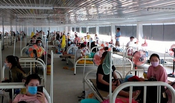 A 3,000-bed COVID-19 treatment hospital has been put into operation in the southern province of Dong Nai. (Photo: tuoitre.vn)