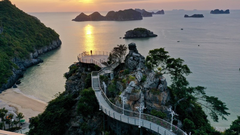 Vietnam's tourism sector is expected to recover soon. (Photo: VNA)
