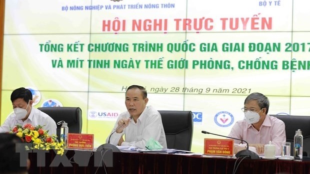 Deputy Minister of Agriculture and Rural Development Phung Duc Tien speaking at the conference. (Photo: VNA)