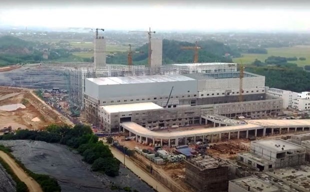 A solid waste treatment plant under construction. (Photo: sotnmt.hanoi.gov.vn)