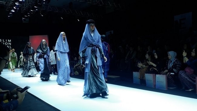A Muslim fashion show (Photo: VNA/suara.com)