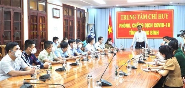 Chairman of the Quang Binh Provincial People's Committee Tran Thang speaks at a meeting with the delegation. (Photo:VNA)