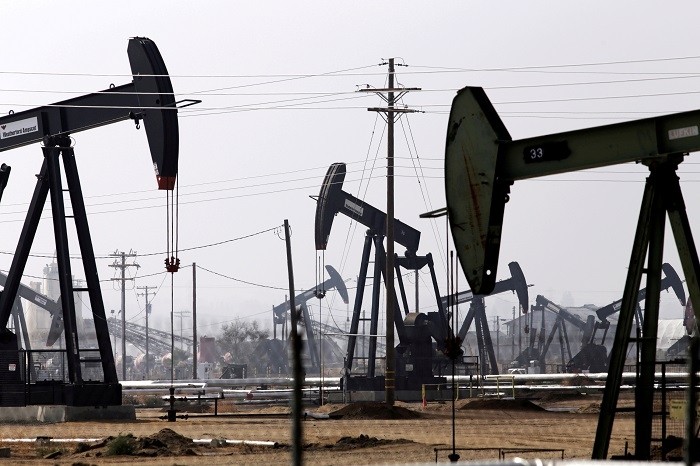 Oil prices, which hit their highest in years recently, are unlikely to rise further, Iraqi Oil Minister Ihsan Abdul Jabbar told an energy conference in Moscow on Wednesday.