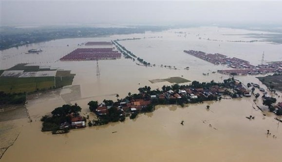 Flood in West Java, Indonesia. (Photo: AFP/VNA)
