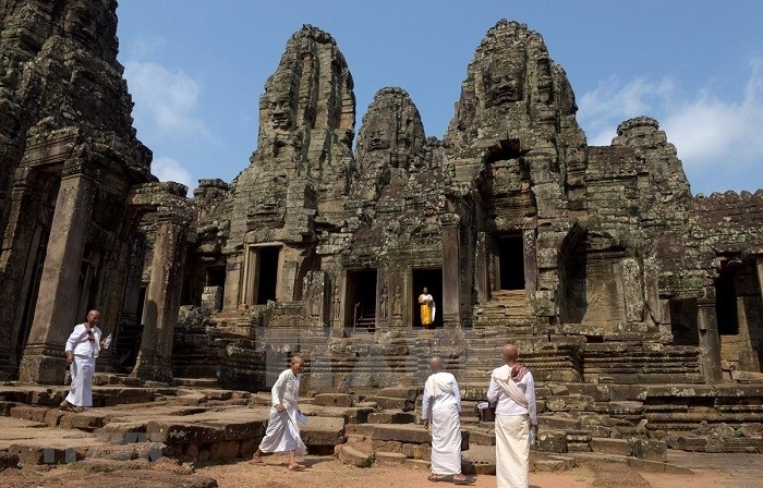 Cambodia shortens quarantine period to attract foreign visitors  (Photo: AFP/VNA)