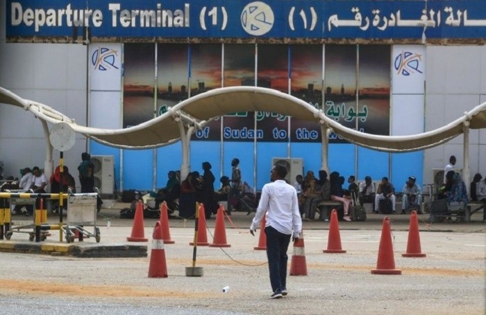 Khartoum International Airport will reopen on Wednesday at 1400 GMT, the head of Sudanese civil aviation told Reuters. The airport was closed from Monday following the ousting of Sudan's government by the military. (File photo: AFP) 