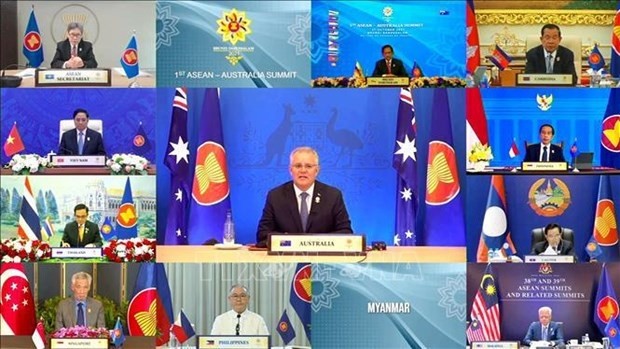 Australian Prime Minister Scott Morrison (centre) and ASEAN leaders at the virtual summit on October 27 (Photo: AFP/VNA)