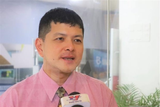 Dr Oh Ei Sun, Principal Adviser for Pacific Research Centre of Malaysia, speaks to Vietnam News Agency in Malaysia. (Photo: VNA)