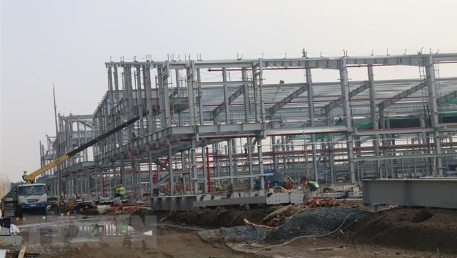 Construction of a factory at Gia Thuan I industrial complex underway. (Photo: VNA)
