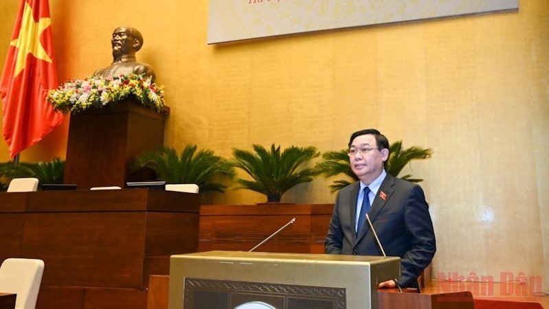 NA Chairman Vuong Dinh Hue speaking at the conference (Photo: Duy Linh)