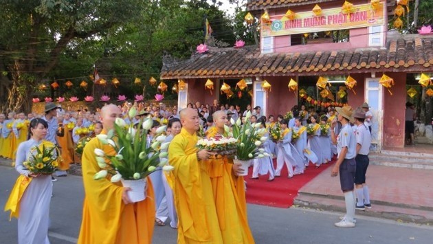 An event to mark Buddha's birthday in Hue (Photo: Cong Hau)