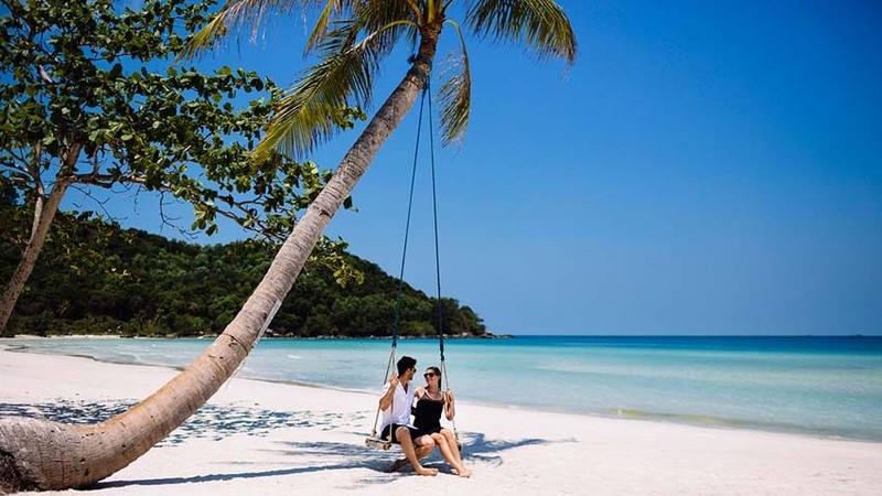 Phu Quoc is expected to welcome from 3,000 to 5,000 international tourists per month via charter flights between November 20, 2021 and March 20, 2022. (Illustrative image)