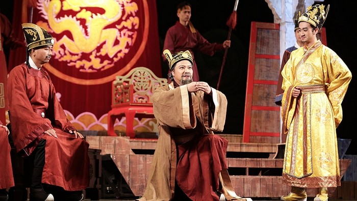 A scene from the play "Thien menh" (The will of God) from the Vietnam National Drama Theatre. (Photo: Minh Khanh/NDO)