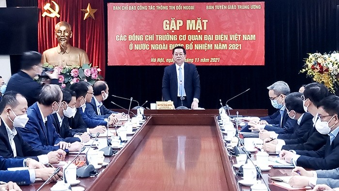 Party official Nguyen Trong Nghia speaking at the meeting (Photo: NDO)