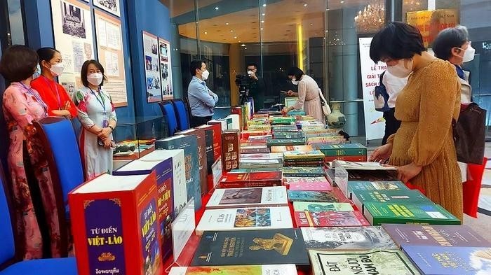 Books displayed within the framework of National Book Awards 2021. (Photo: NDO)