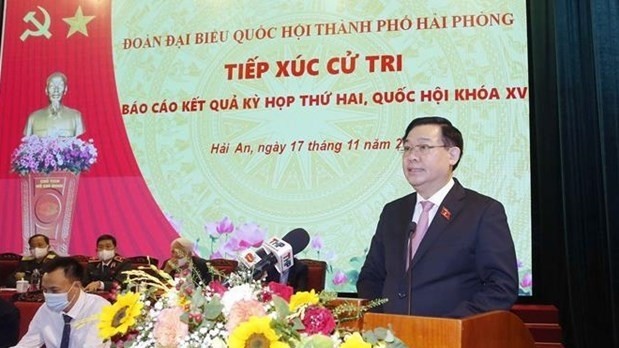 National Assembly Chairman Vuong Dinh Hue speaks at the meeting with voters in Hai Phong. (Photo: VNA)