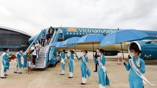 Vietnam Airlines affirms its efforts to accompany the authorities to realise the goal of safe and attractive Vietnam tourism. (Source: VNA)