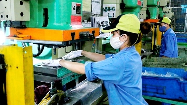 Manufacturing at Cosmos Industrial Co.,Ltd in Vinh Phuc Province (Photo: Van Hien)