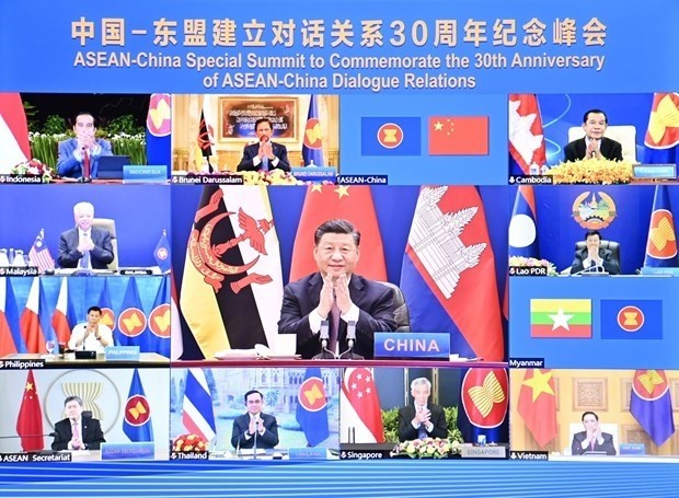 At the Special Summit to Commemorate the 30th Anniversary of China-ASEAN Dialogue Relations. (Photo: Xinhua/VNA)