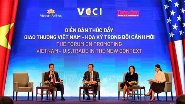 Speakers exchange ideas at a forum on promoting Vietnam-US trade in the new context. (Photo: VNA)