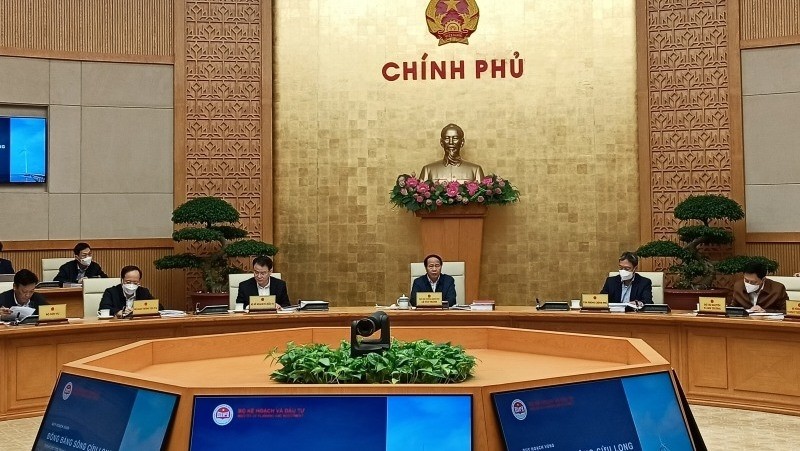 Deputy PM Le Van Thanh chairs a meeting to verify the Mekong Delta development plan.