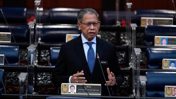 Minister in the Prime Minister's Department for Economic Affairs Mustapa Mohamed (Photo: Internet)