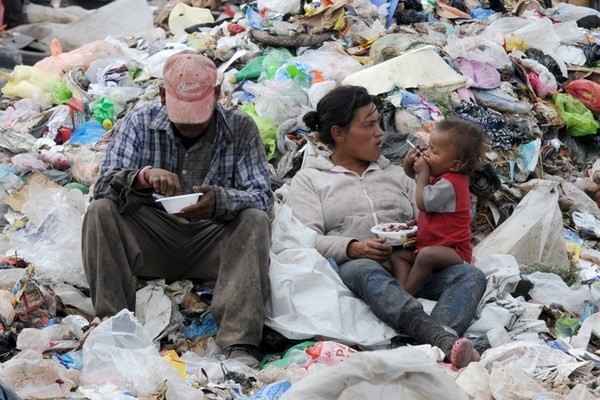 Many Latin Americans are living in extreme poverty. (Photo: Getty Images/Vietnam+)