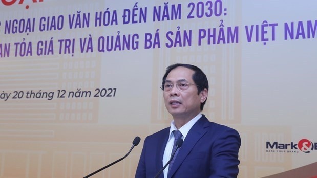 Minister of Foreign Affairs Bui Thanh Son speaks at the event (Photo: VNA)
