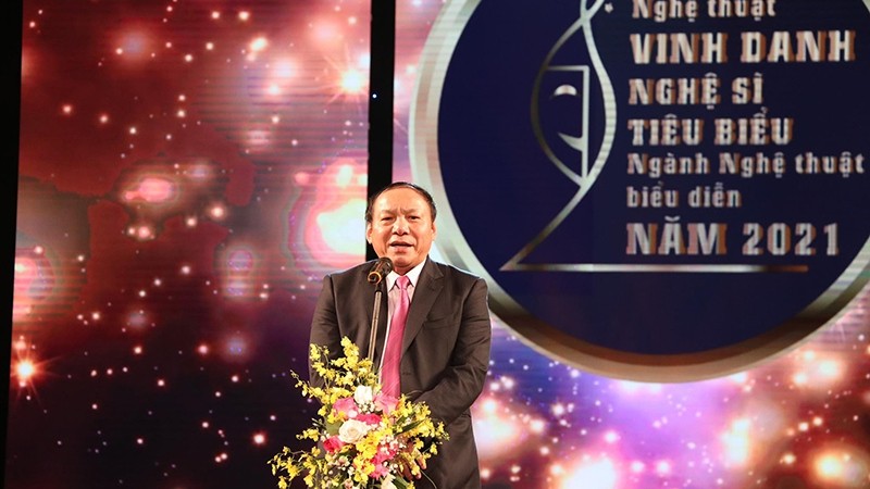 Minister Nguyen Van Hung 