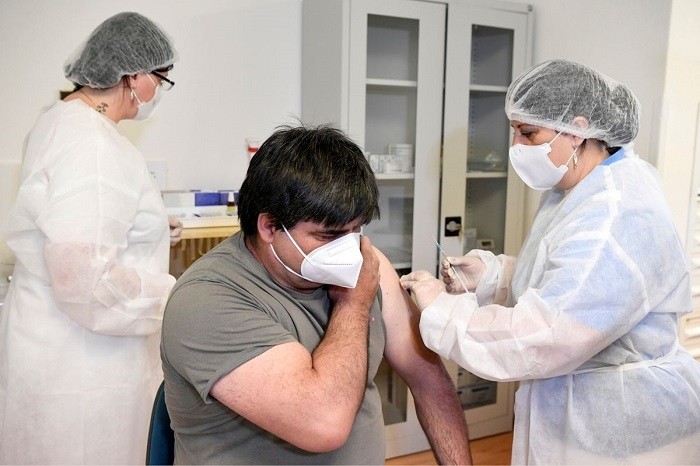 Slovenia reported a record 5,164 new COVID-19 cases on Tuesday, a 52% rise from a week before, amid the spread of the Omicron variant. (Illustrative Image/Photo: Reuters)