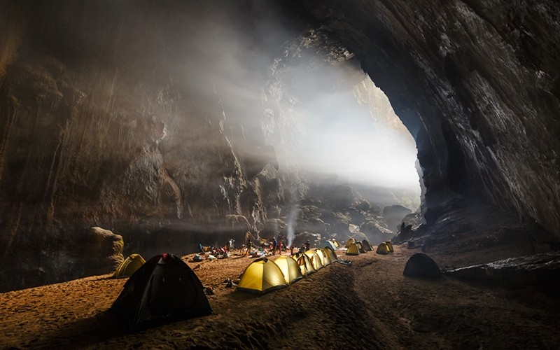 A camping site in Son Doong cave. (Photo: Ryan Deboott)