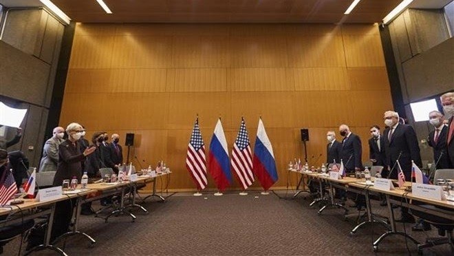Russian Deputy Foreign Minister Sergei Ryabkov (right) and the US Deputy Secretary of State Wendy Sherman at the Russia-US security talks in Geneva (Switzerland), January 10, 2022. (Photo: AFP/VNA)