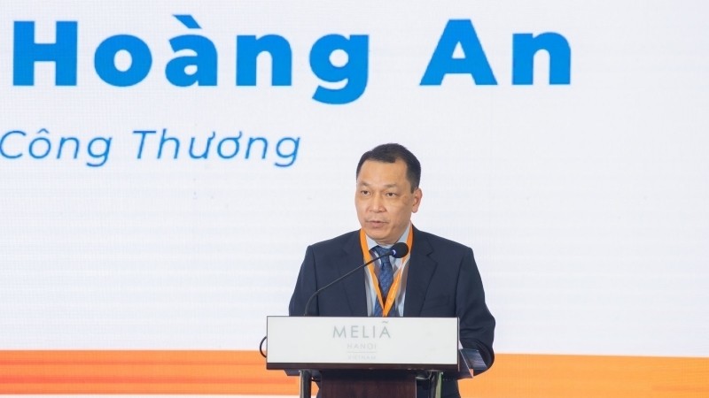 Deputy Minister of Industry and Trade Dang Hoang An speaking at the event (Photo: NDO/Thai Linh)