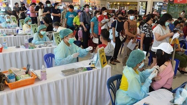 At COVID-19 vaccination site in Bangkok, Thailand (Photo: Xinhua/VNA)