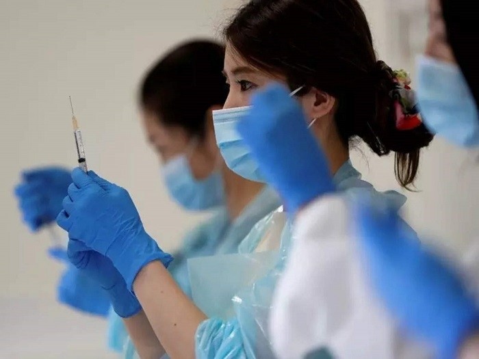 The Republic of Korea will begin administering a fourth COVID-19 vaccine dose by the end of February and supply millions of additional home test kits to ease shortages amid a surge in Omicron infections, authorities confirmed.