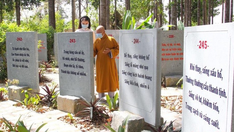 Verses of the Dhammapada are inscribed on the stone steles.