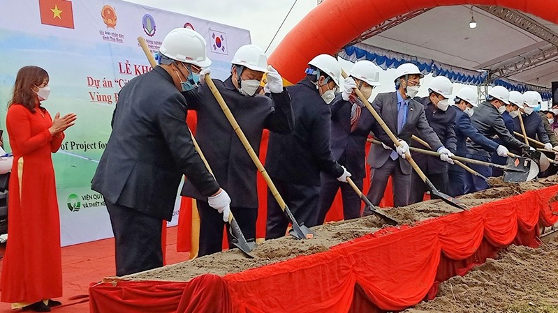 At the ground breaking ceremony (Photo: NDO/Mai Tu)