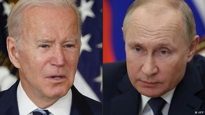 US President Joe Biden and Russian President Vladimir Putin have agreed in principle to a summit over Ukraine, US and French leaders said.