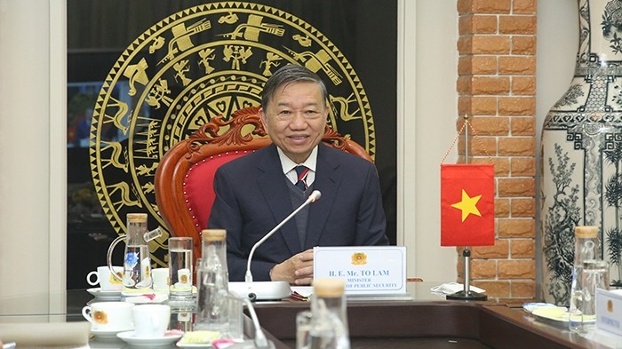 Minister To Lam speaks at the talks. (Photo: cand.com.vn)