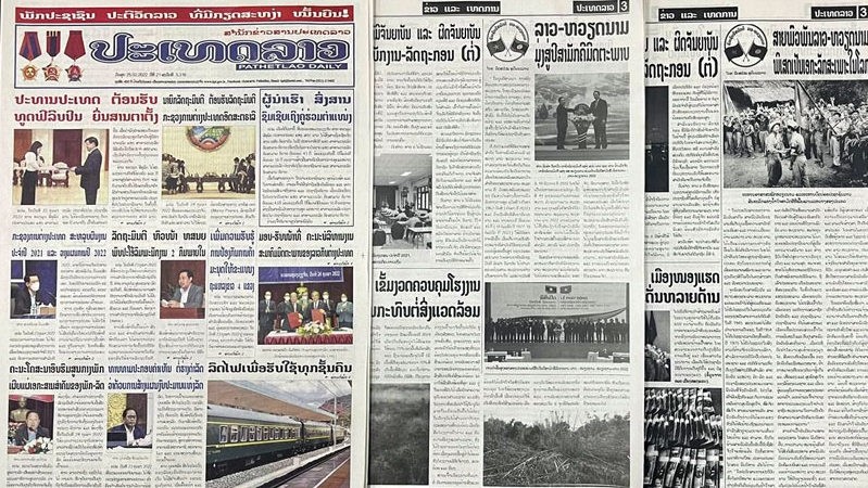 Articles on Vietnam-Laos relations on Lao newspapers (Photo: Duy Toan)