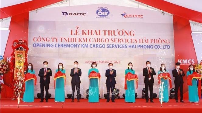 The opening ceremony of KM Cargo Services (Photo: VNA)