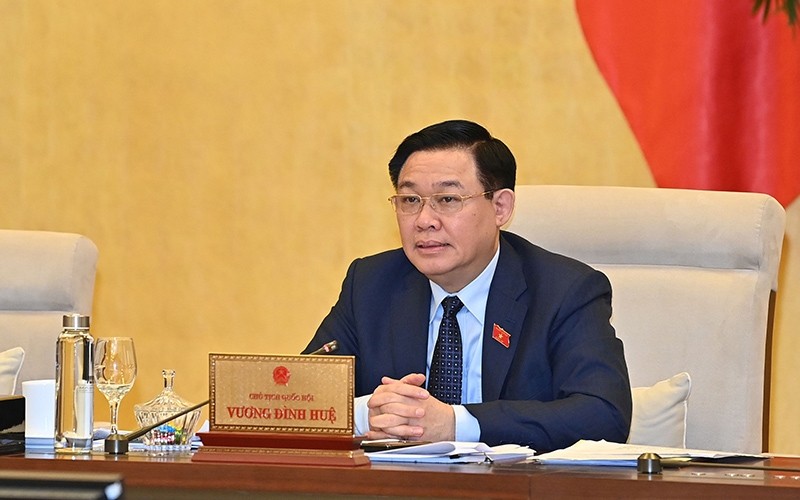 National Assembly Chairman Vuong Dinh Hue speaks at a meeting of the National Assembly Standing Committee.