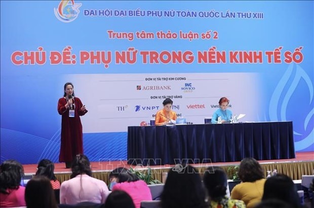 Dao Lan Huong, CEO of the Teky institute of innovative technology, speaks at the event (Photo: VNA)