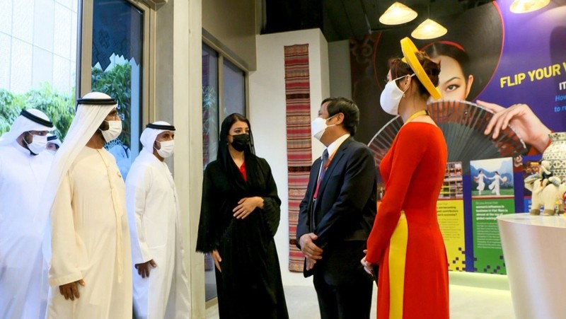 Vietnamese Ambassador to the UAE Nguyen Manh Tuan and Director of the Vietnam Pavilion Phung Thi Thanh Thuy had the great honour of welcoming Sheikh Mohammed bin Rashid Al Maktoum – the Vice President and Prime Minister of the UAE and Ruler of Dubai –  during his visit to Vietnam Exhibition House on the occasion of International Women's Day. (Photo: EXPO 2020 Dubai)