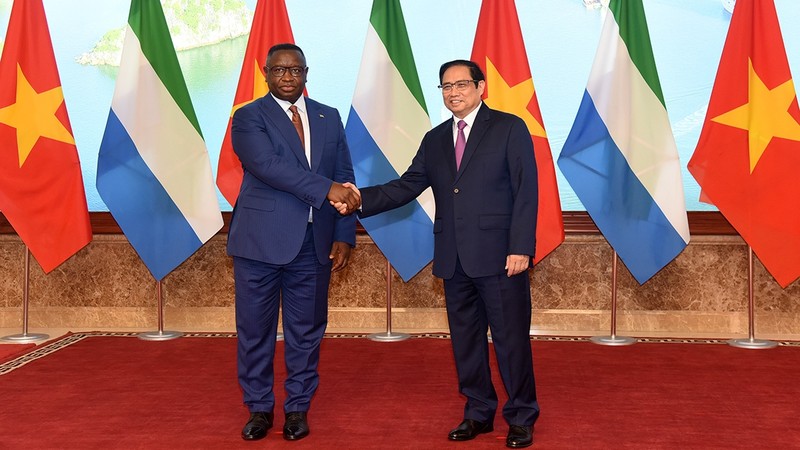 PM Pham Minh Chinh and Sierra Leone President Julius Maada Bio (Photo: Tran Hai)