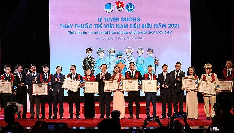 The ten outstanding young doctors honoured at a ceremony on March 21