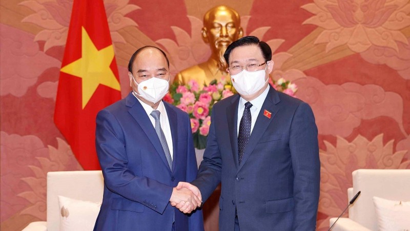 President Nguyen Xuan Phuc and National Assembly Chairman Vuong Dinh Hue (Photo: VNA)